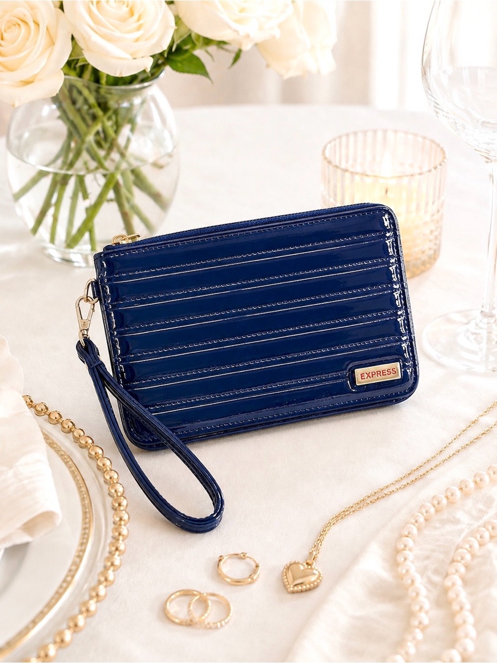 EXPRESS NAVY WRISTLET